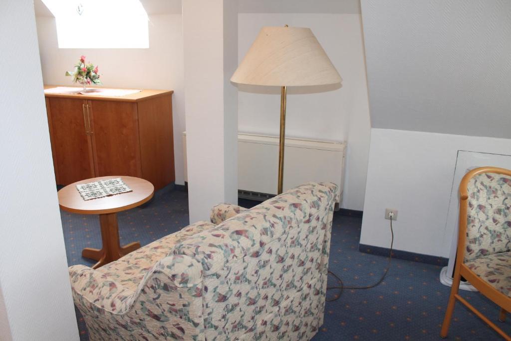 Hotel Luga Nürnberg Szoba fotó