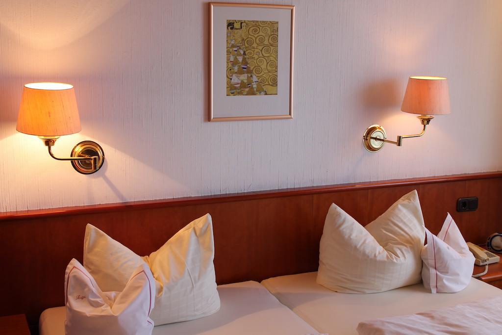 Hotel Luga Nürnberg Kültér fotó