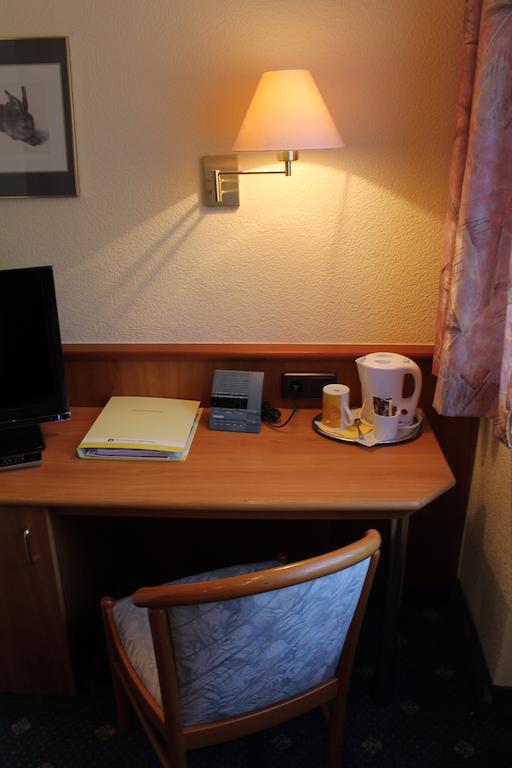 Hotel Luga Nürnberg Kültér fotó